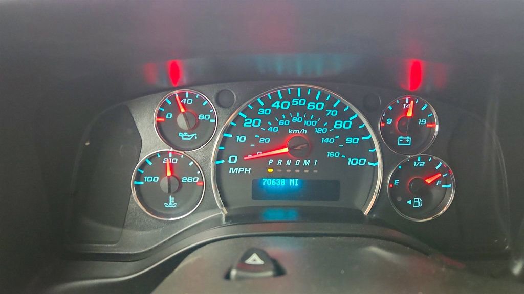 Used 2020 Chevrolet Express 2500 w/ Driver Convenience Package RWD image 13