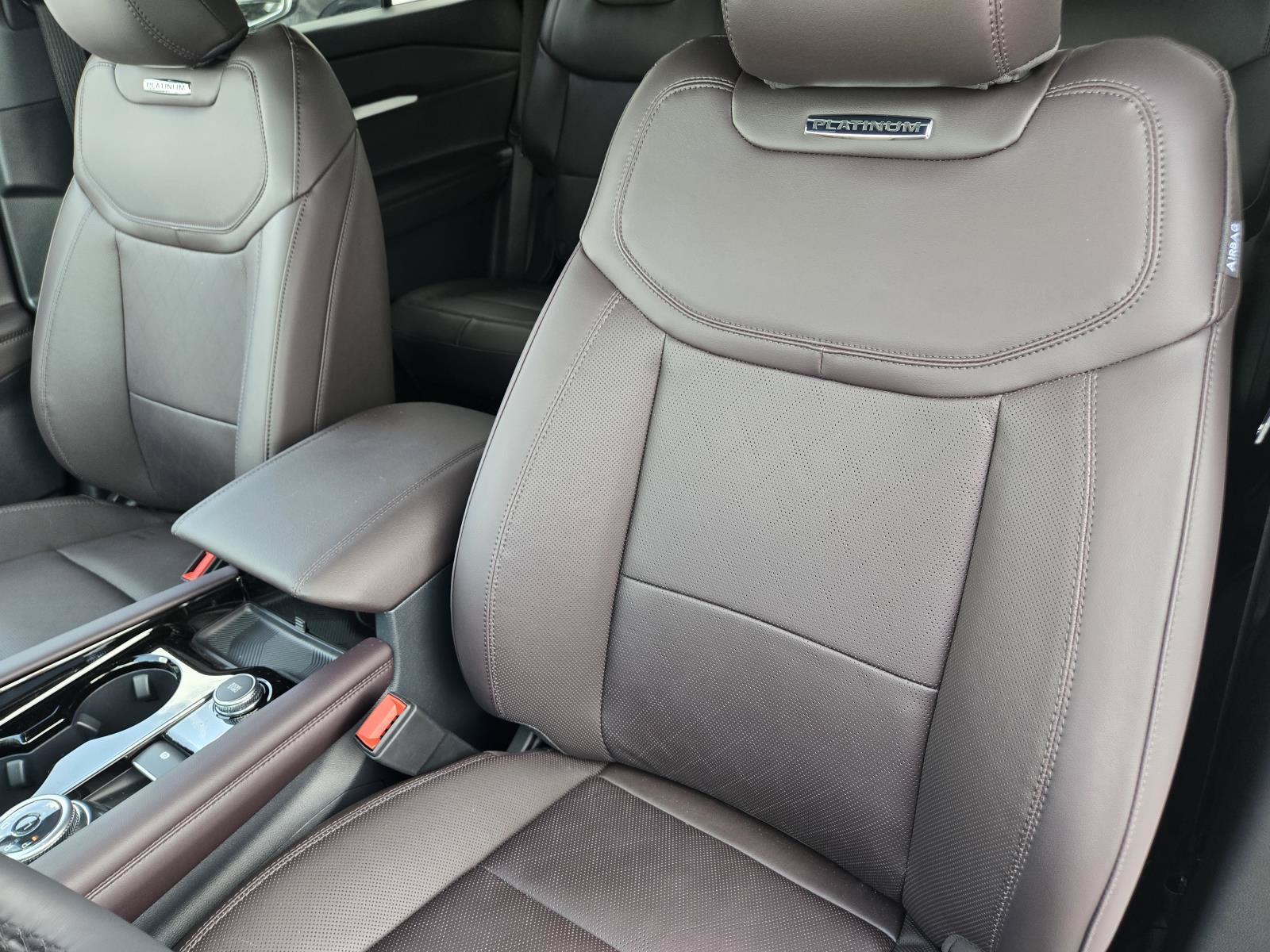 New 2026 Ford Explorer Platinum RWD image 17
