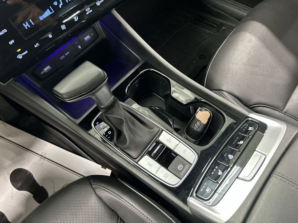 Used 2022 Hyundai Santa Cruz Limited w/ Cargo Package AWD/4WD image 18