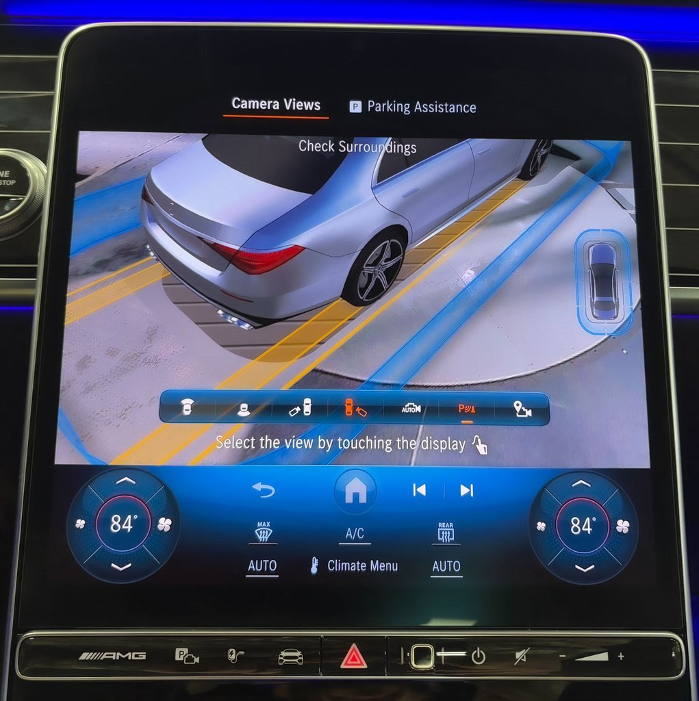 Used 2024 Mercedes-Benz S 63 AMG S w/ Carbon Fiber Exterior Package image 23