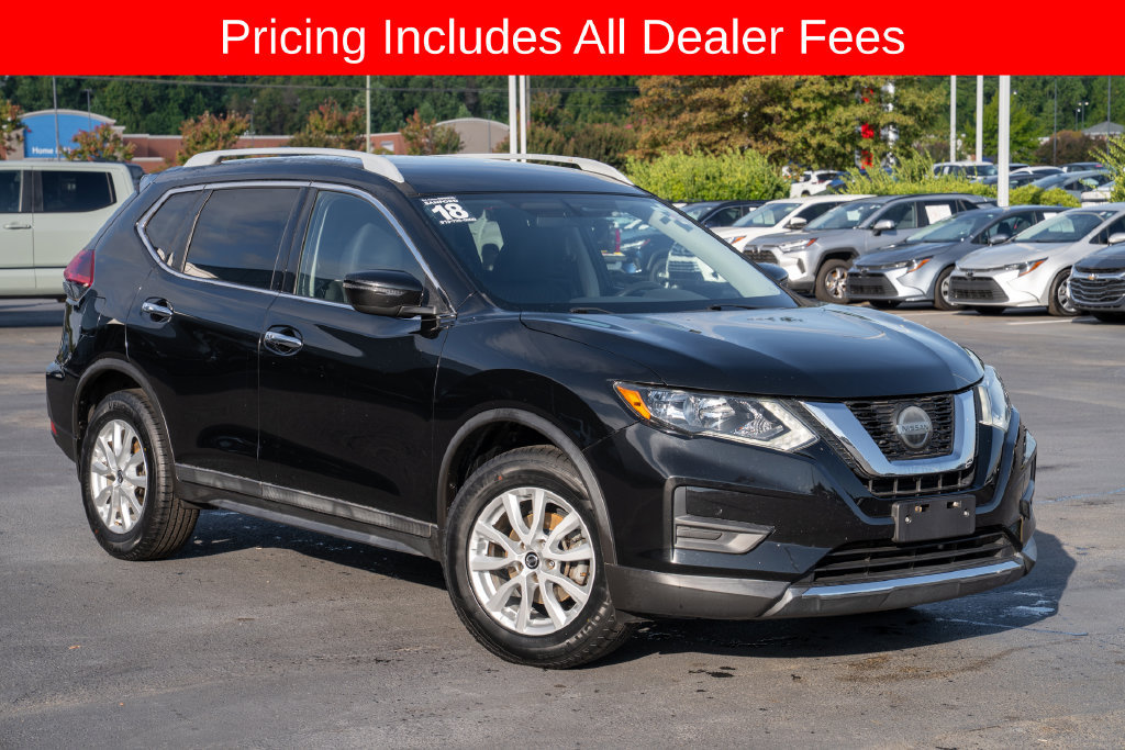 Used 2018 Nissan Rogue SV FWD image 1