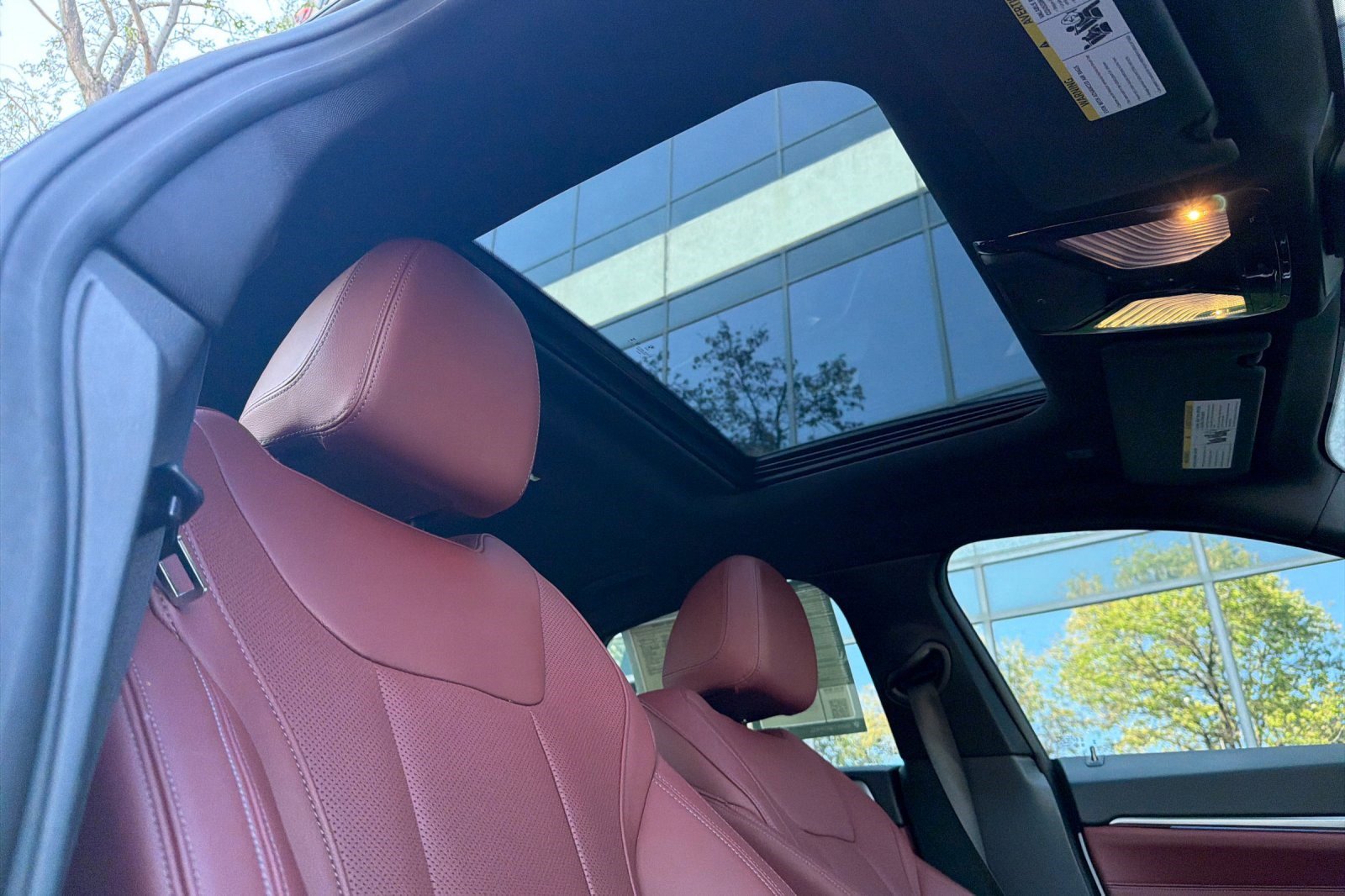 Used 2024 BMW i4 eDrive40 w/ M Sport Package image 20