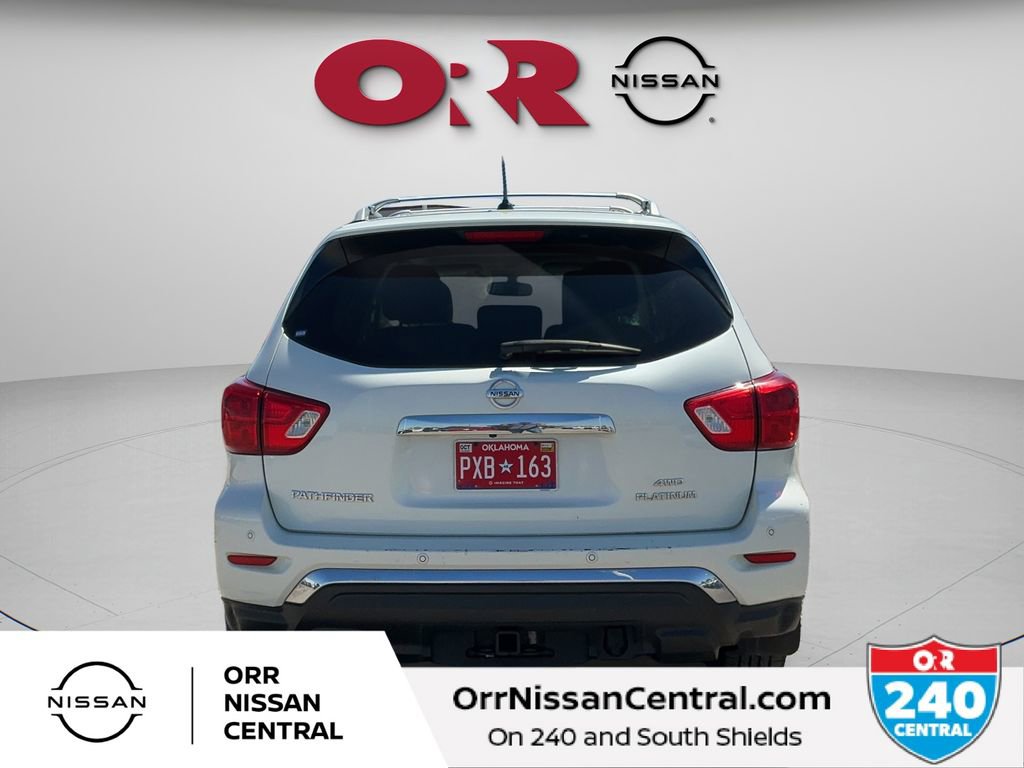 Used 2017 Nissan Pathfinder Platinum image 6