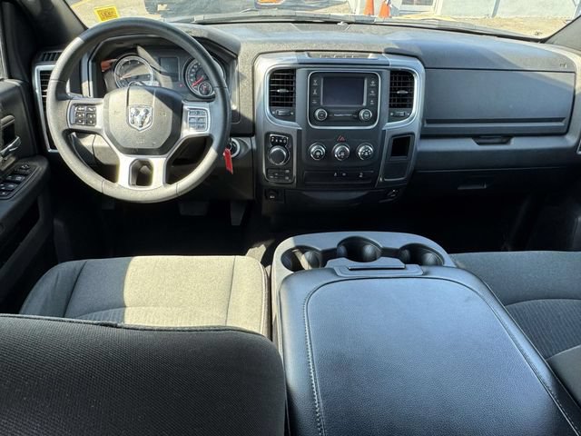 Used 2024 RAM 1500 Warlock AWD/4WD image 17