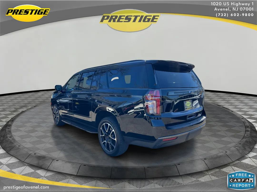 Used 2021 Chevrolet Suburban RST w/ Luxury Package image 7