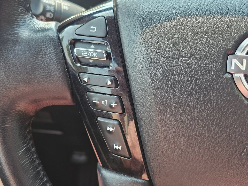 Used 2024 Nissan Armada SL w/ Captain's Chairs Package AWD/4WD image 25