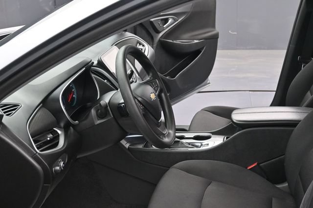 Used 2024 Chevrolet Malibu LT FWD image 27