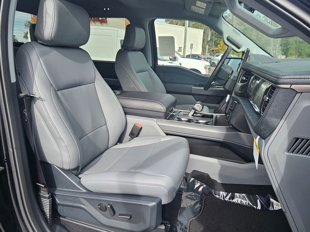 New 2025 Ford F150 Lightning Flash image 7
