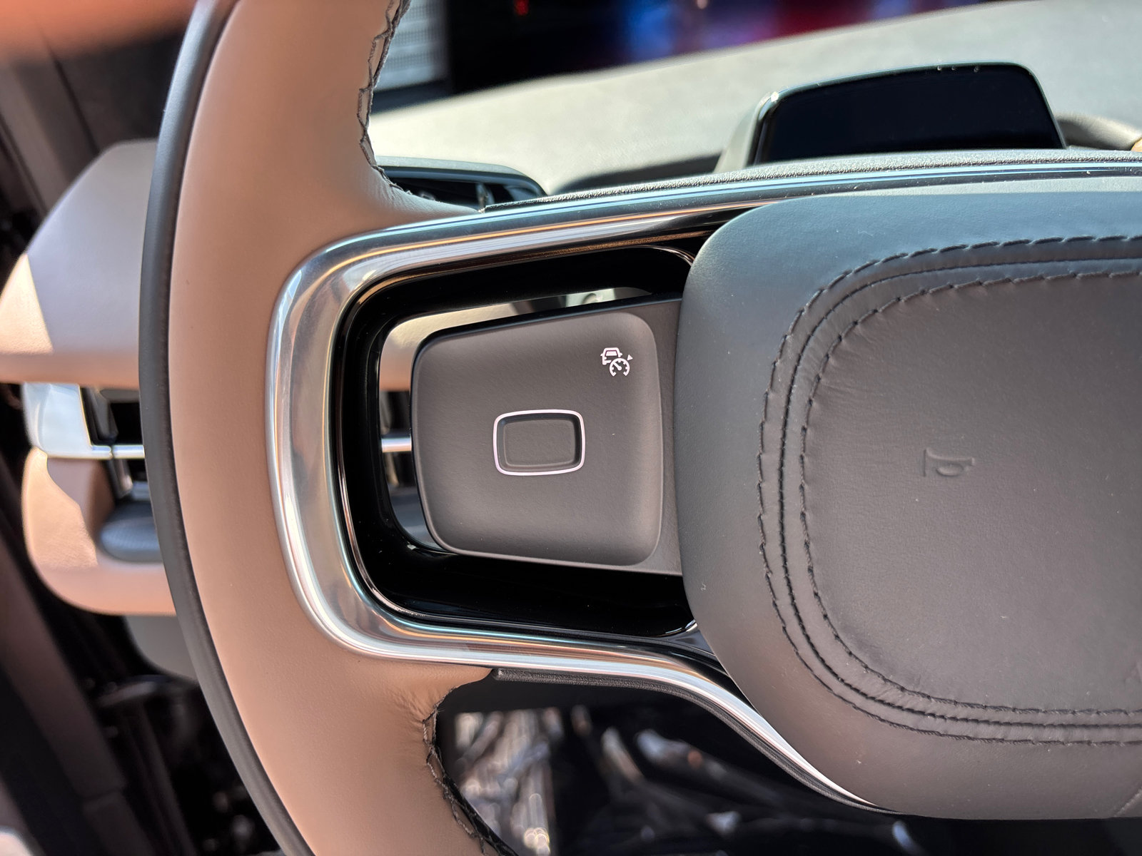 New 2027 Lincoln Navigator Black Label AWD/4WD image 16