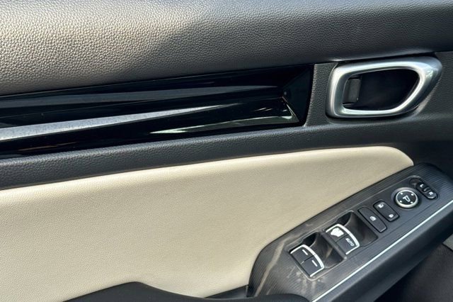 Used 2023 Honda Civic Sport Touring image 12