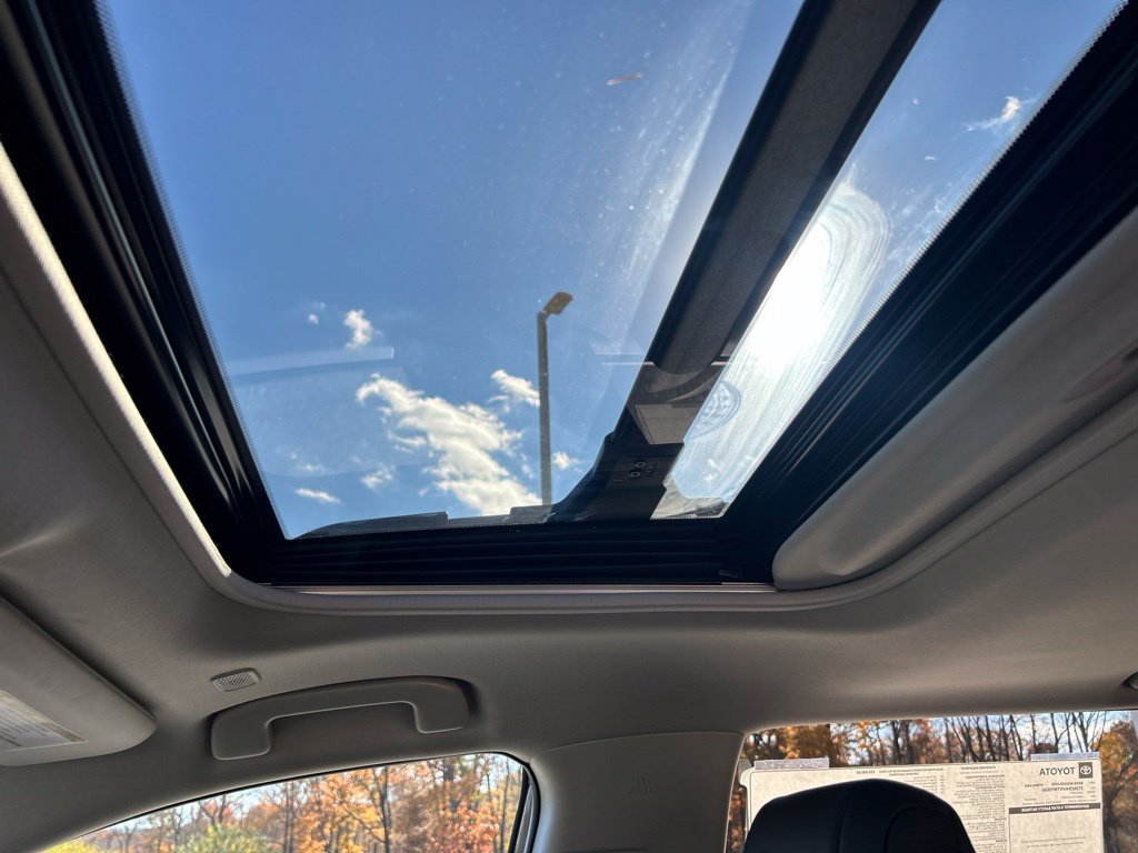New 2026 Toyota RAV4 AWD image 21