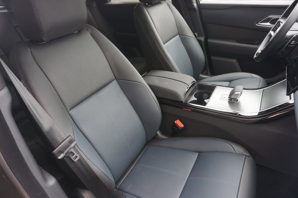 New 2026 Land Rover Range Rover Velar S image 24