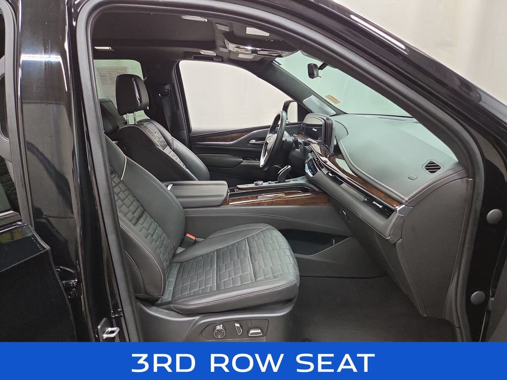 Used 2021 Cadillac Escalade Sport Platinum AWD/4WD image 12