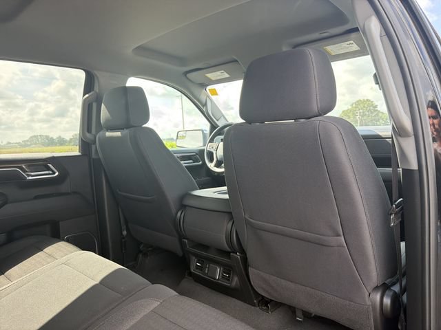 Used 2025 Chevrolet Silverado 1500 LT AWD/4WD image 17