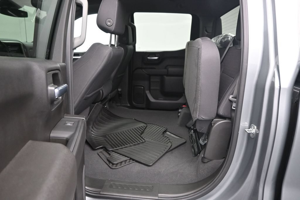 Used 2026 Chevrolet Silverado 1500 Custom RWD image 14