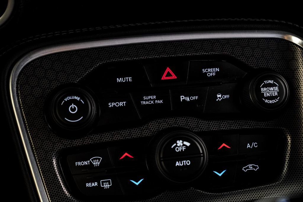 Used 2018 Dodge Challenger SXT Plus image 22