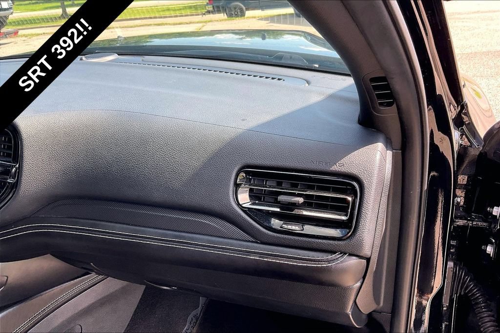 Used 2021 Dodge Durango SRT w/ Technology Group AWD/4WD image 16