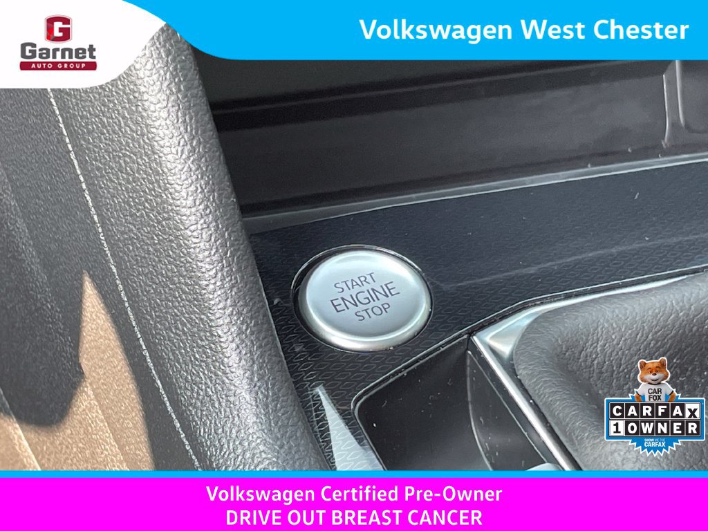 Certified 2025 Volkswagen Taos SEL AWD/4WD image 19