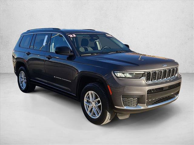 Used 2023 Jeep Grand Cherokee L Laredo image 3