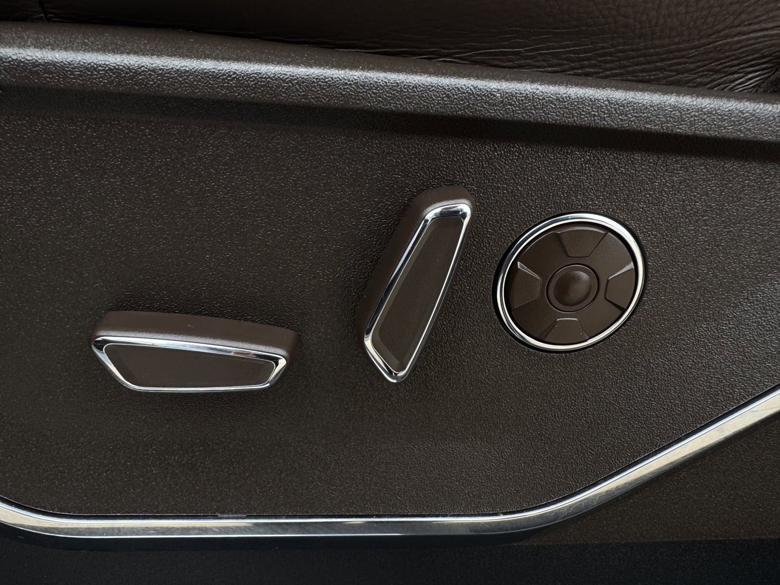 Used 2025 Ford F150 King Ranch w/ FX4 Off-Road Package AWD/4WD image 28