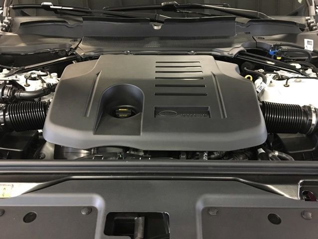 New 2023 Land Rover Discovery Metropolitan Edition image 35