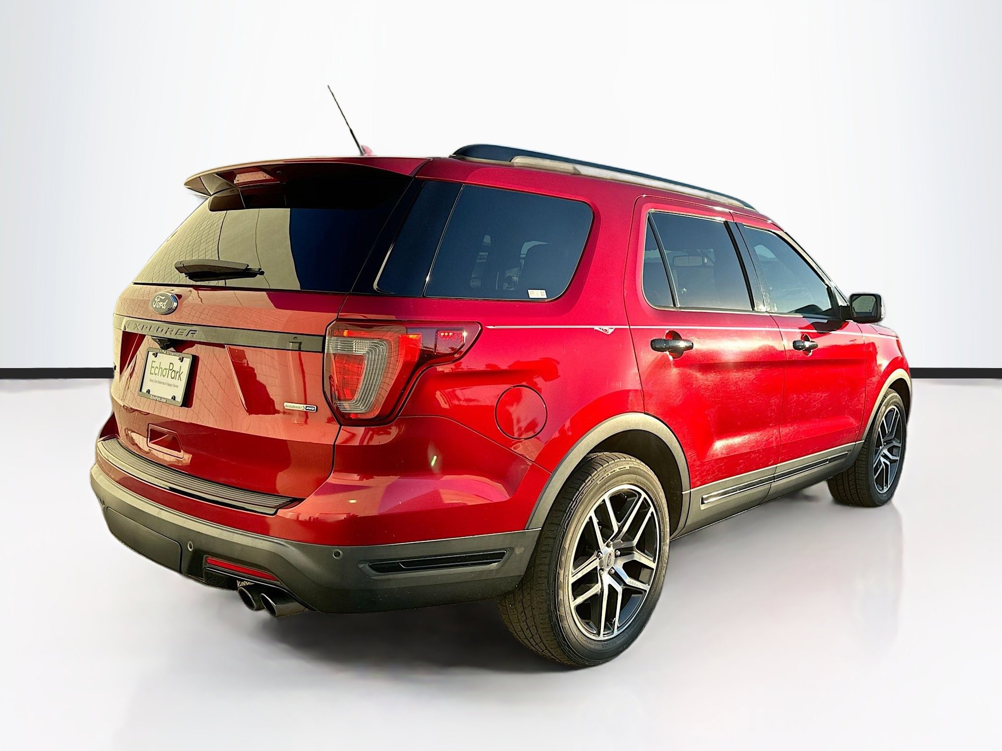 Used 2018 Ford Explorer Sport w/ Equipment Group 401A image 9