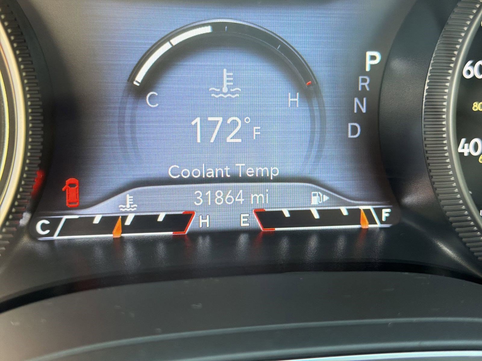 Used 2022 Jeep Cherokee Latitude Lux w/ Sun & Sound Group AWD/4WD image 16