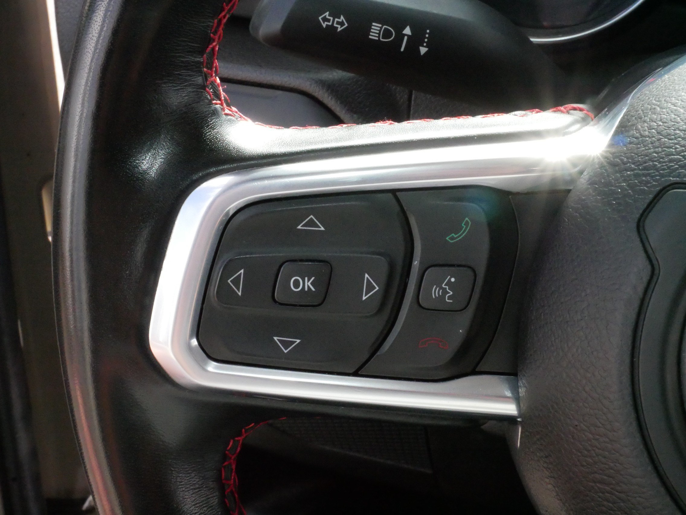 Used 2022 Jeep Gladiator Rubicon w/ Cold Weather Group AWD/4WD image 26