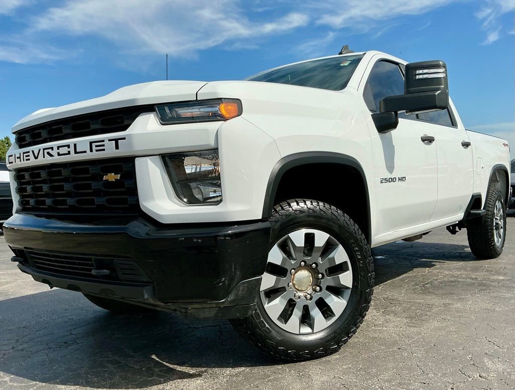 Used 2022 Chevrolet Silverado 2500 Custom w/ Custom Value Package AWD/4WD image 3