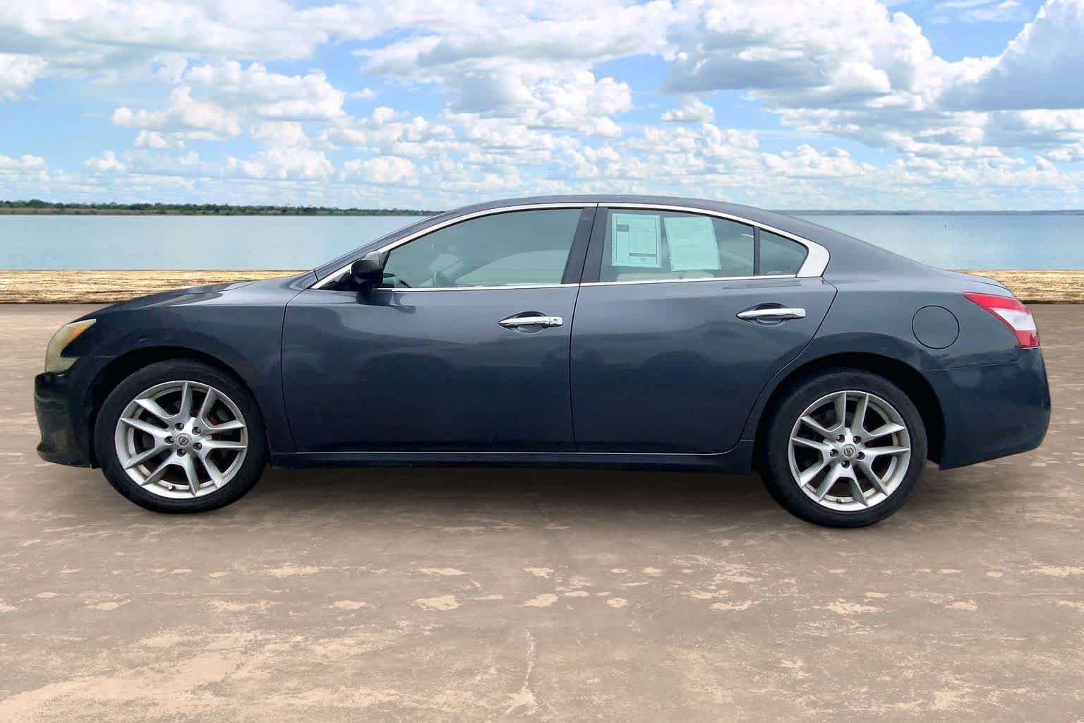 Used 2011 Nissan Maxima 3.5 S FWD image 3