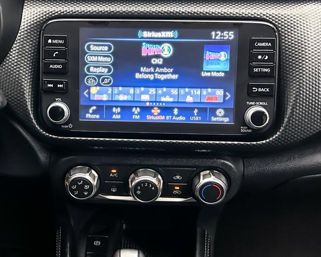 Used 2023 Nissan Kicks SV FWD image 13
