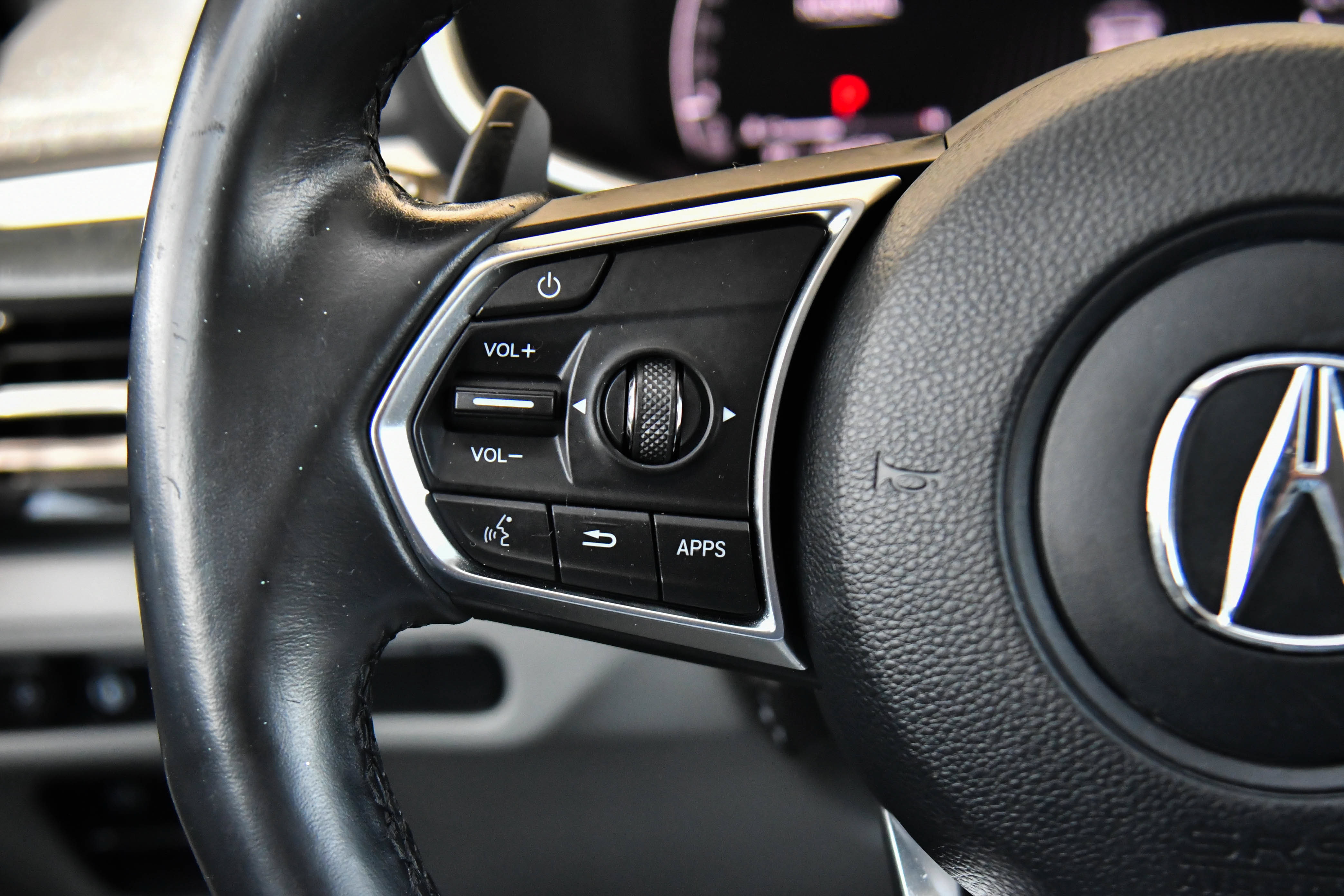 Used 2022 Acura MDX FWD w/ Technology Package image 35