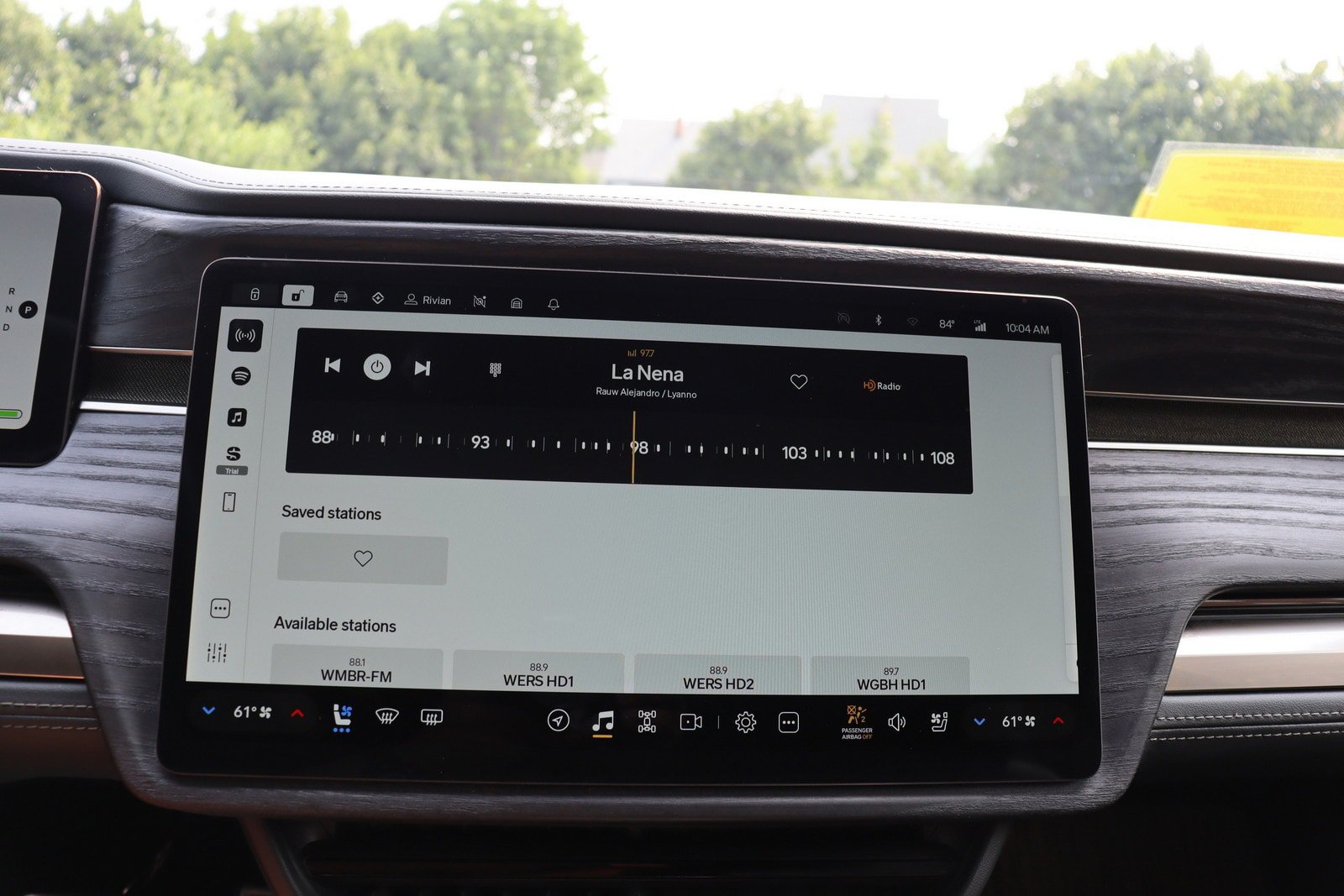 Used 2024 Rivian R1S Adventure Dual AWD/4WD image 29