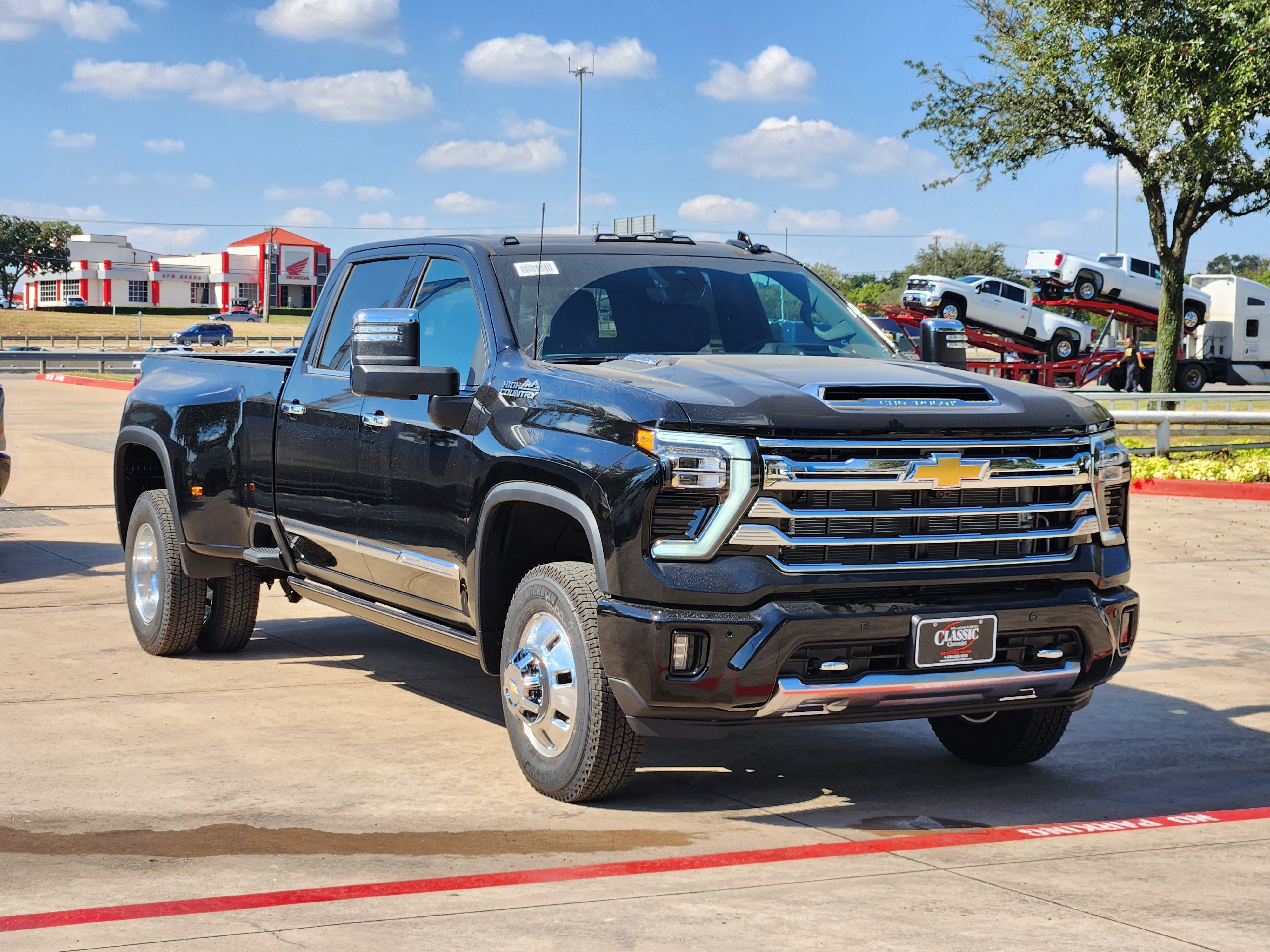 New 2026 Chevrolet Silverado 3500 High Country w/ High Country Premium Package image 2