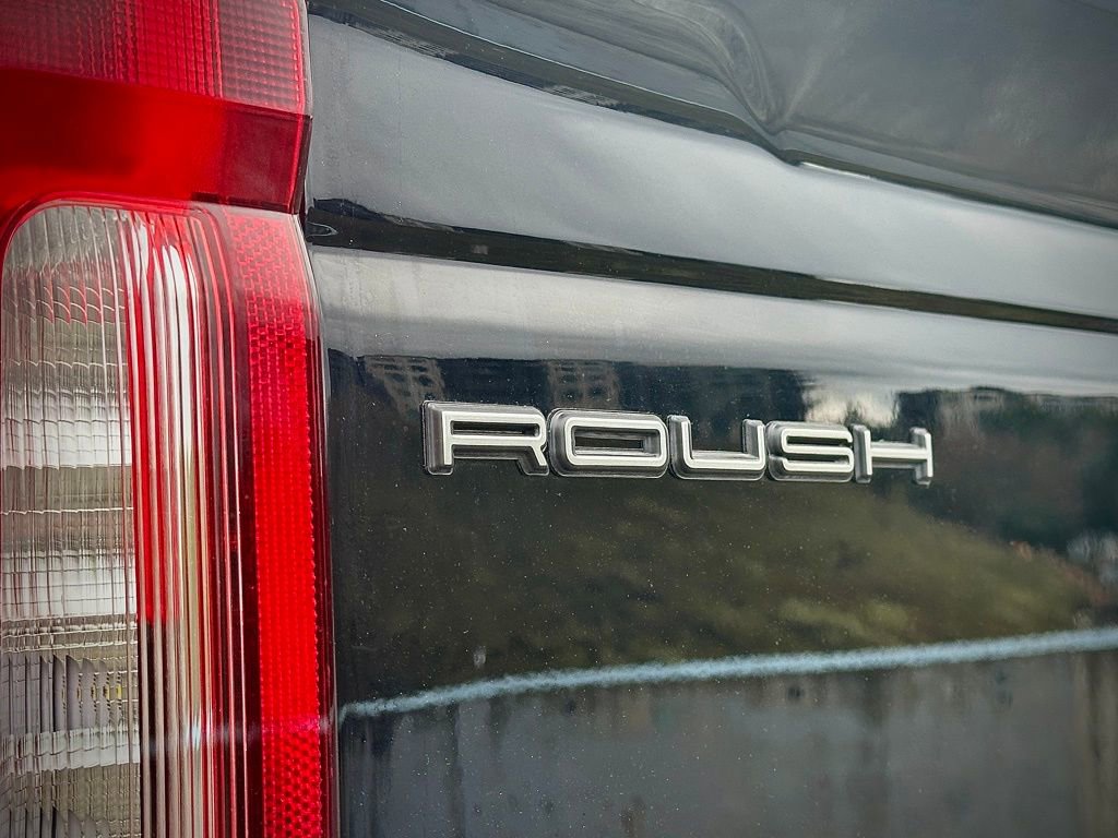 New 2026 Ford F250 Lariat w/ Black Appearance Package image 15