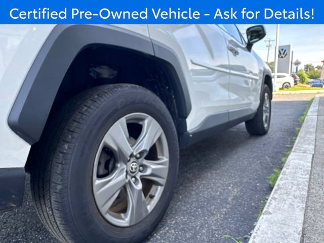 Used 2022 Toyota RAV4 XLE w/ Convenience Package AWD/4WD image 22