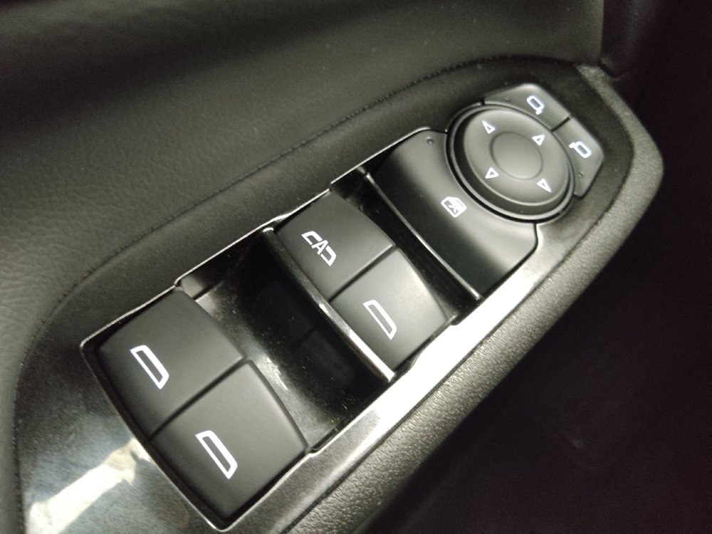 Used 2022 Chevrolet Equinox Premier image 27