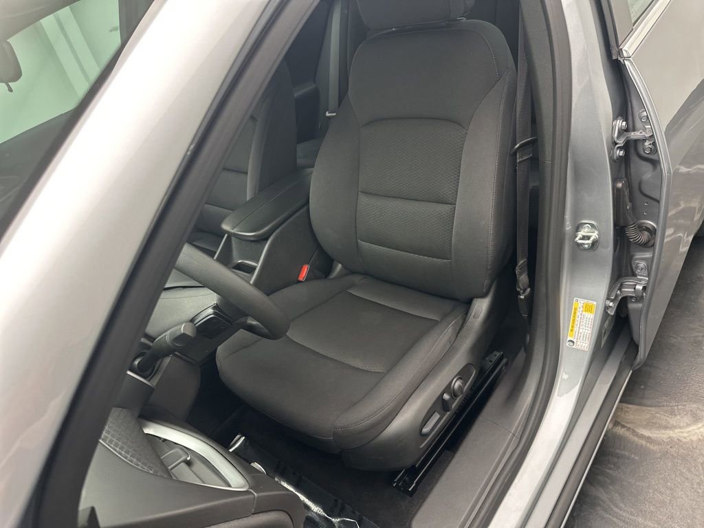 Used 2024 Chevrolet Malibu LT image 15
