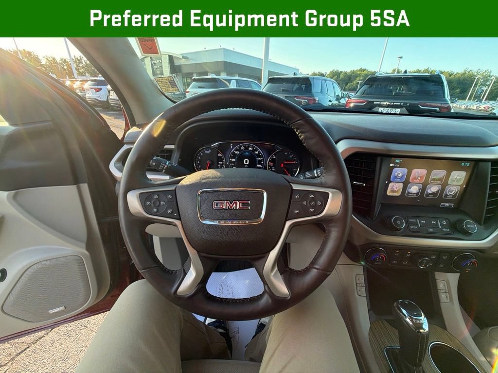 Certified 2018 GMC Acadia Denali w/ Technology Package AWD/4WD image 17