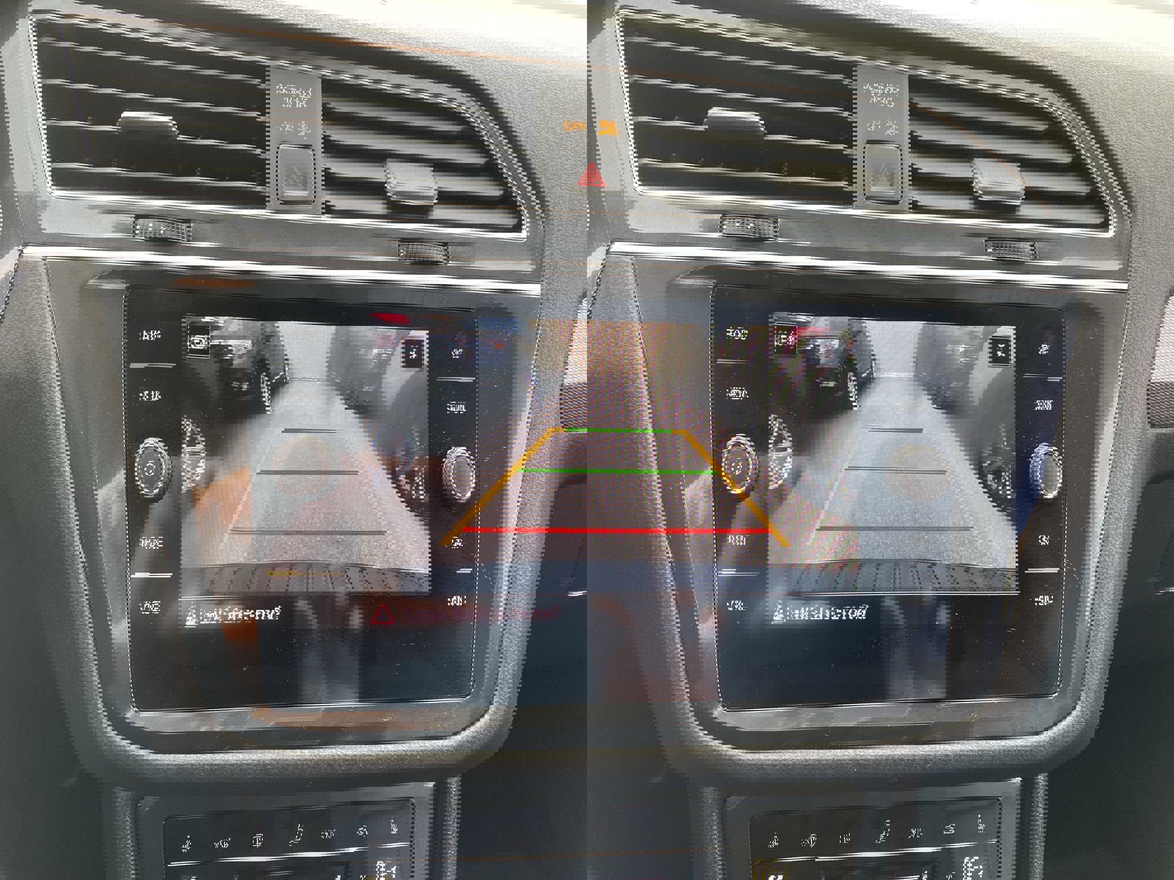 Used 2024 Volkswagen Tiguan SE R-Line image 19