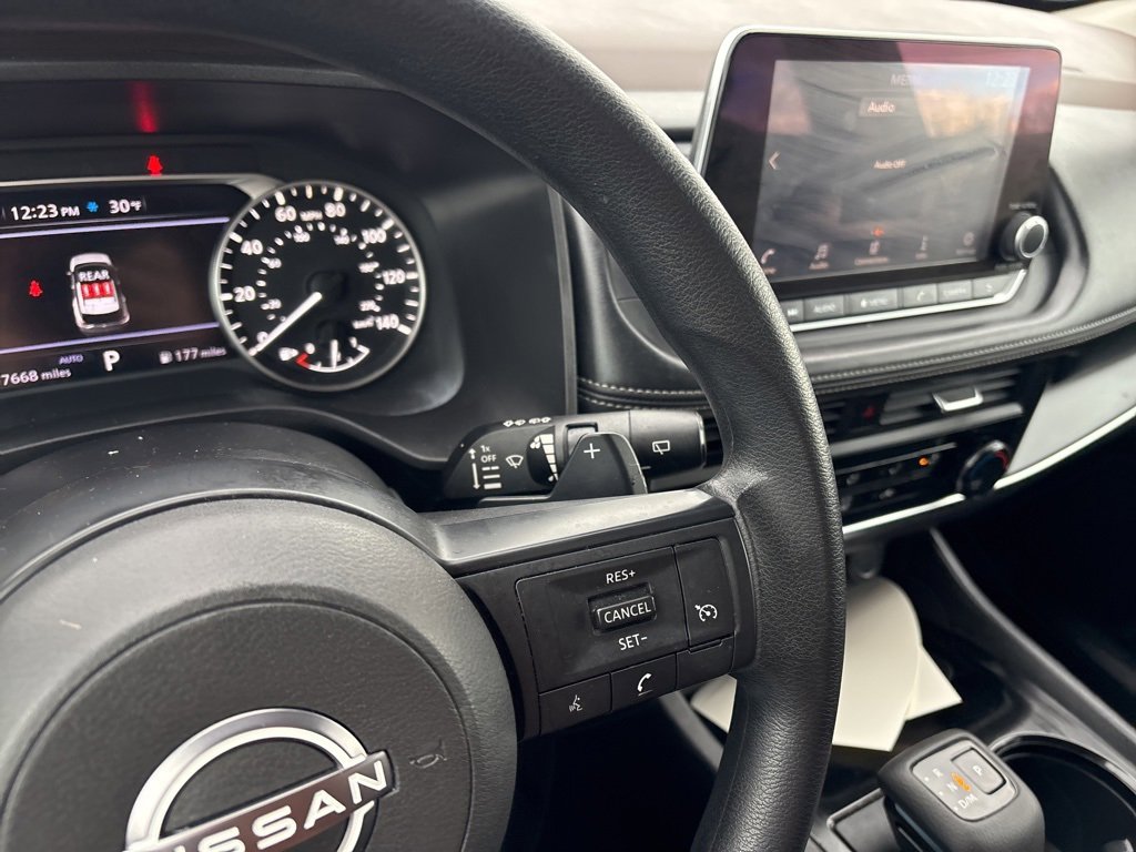 Used 2023 Nissan Rogue S image 22