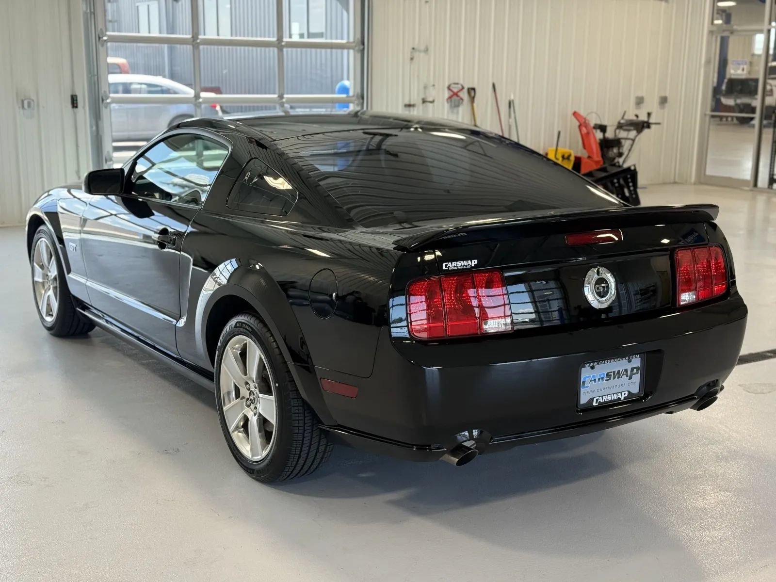 Used 2007 Ford Mustang GT Premium RWD image 5
