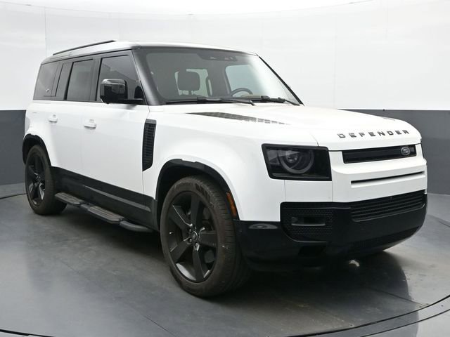 Used 2024 Land Rover Defender 110 X-Dynamic SE image 2