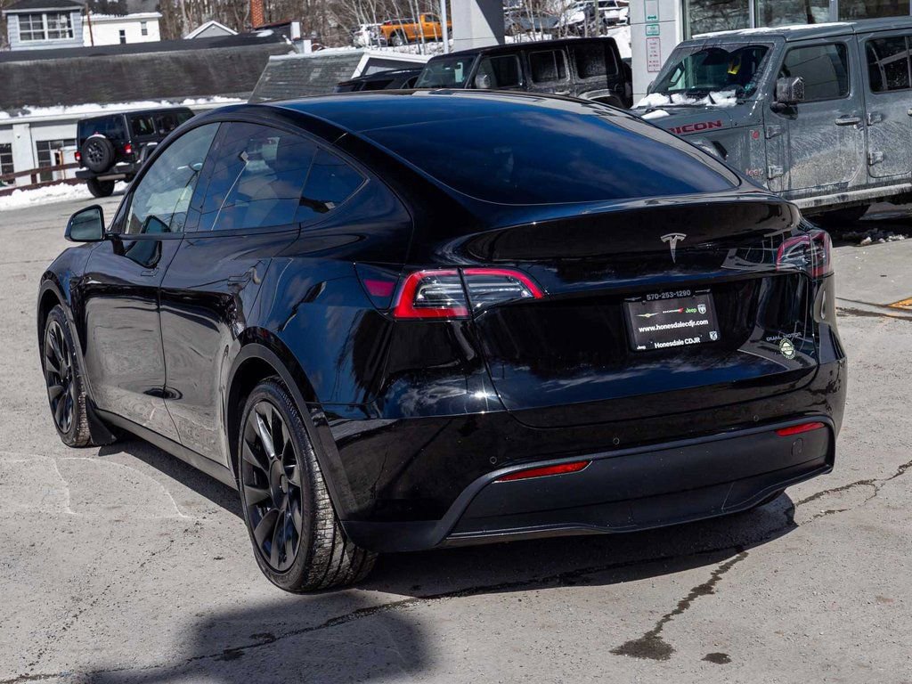 Used 2021 Tesla Model Y Long Range image 6