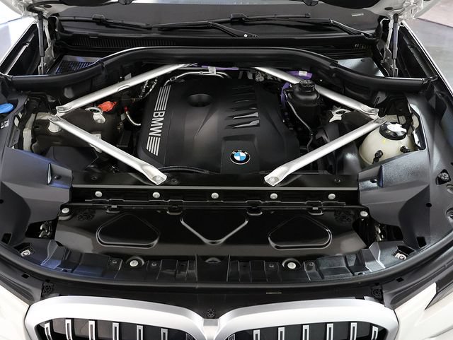 Used 2025 BMW X7 xDrive40i AWD/4WD image 43