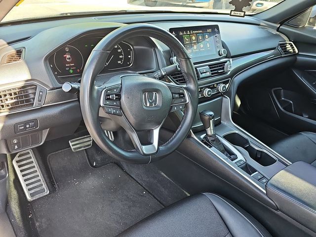 Used 2018 Honda Accord Sport image 12