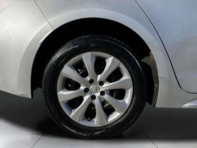 Used 2020 Toyota Corolla LE FWD image 50