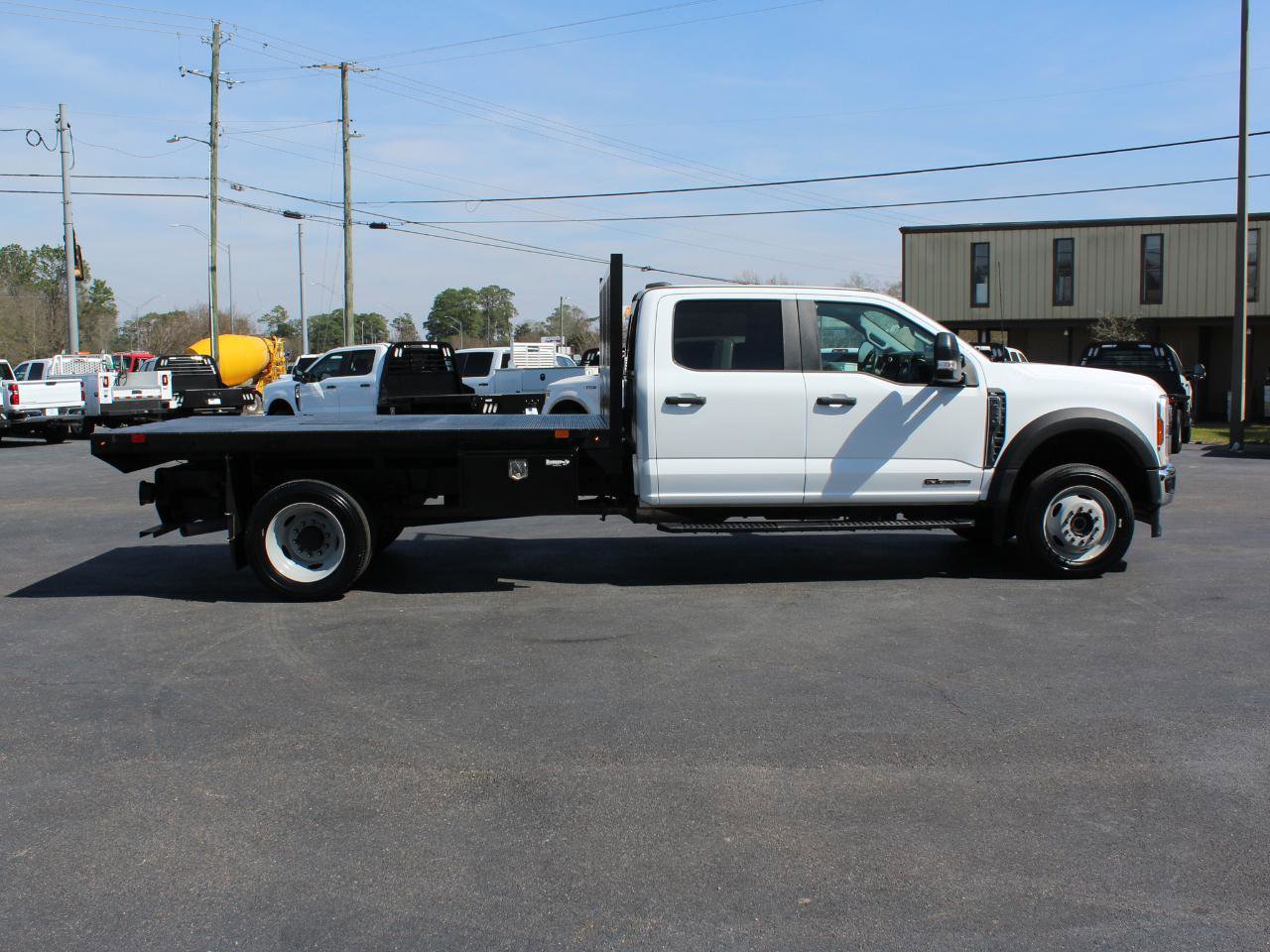 Used 2024 Ford F550 4x4 Crew Cab Super Duty image 7