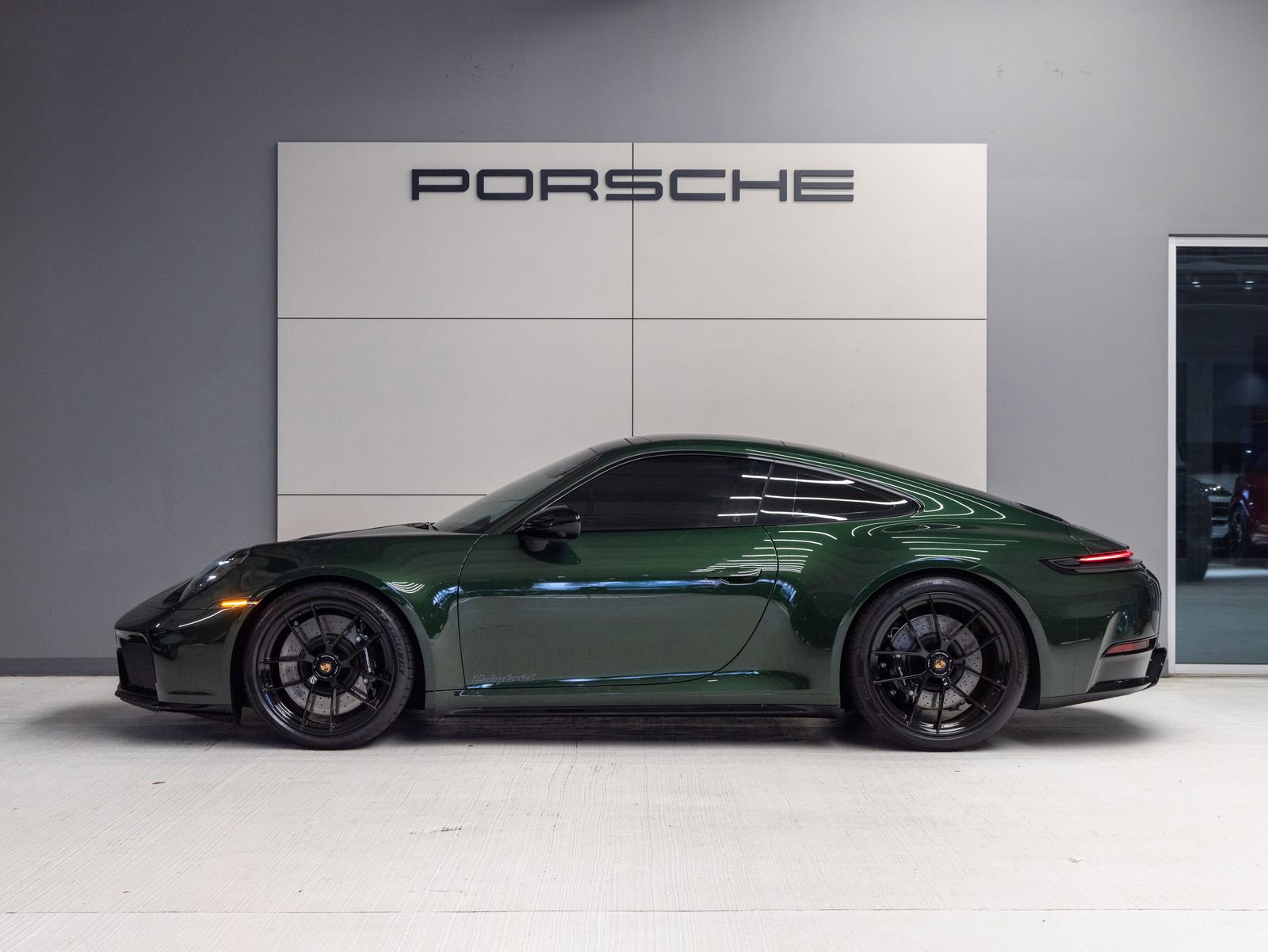 Certified 2026 Porsche 911 Carrera GTS RWD image 2