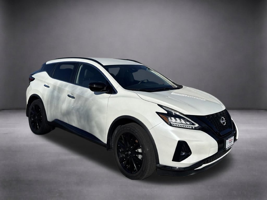 Used 2023 Nissan Murano SV w/ SV Midnight Edition Package FWD image 2